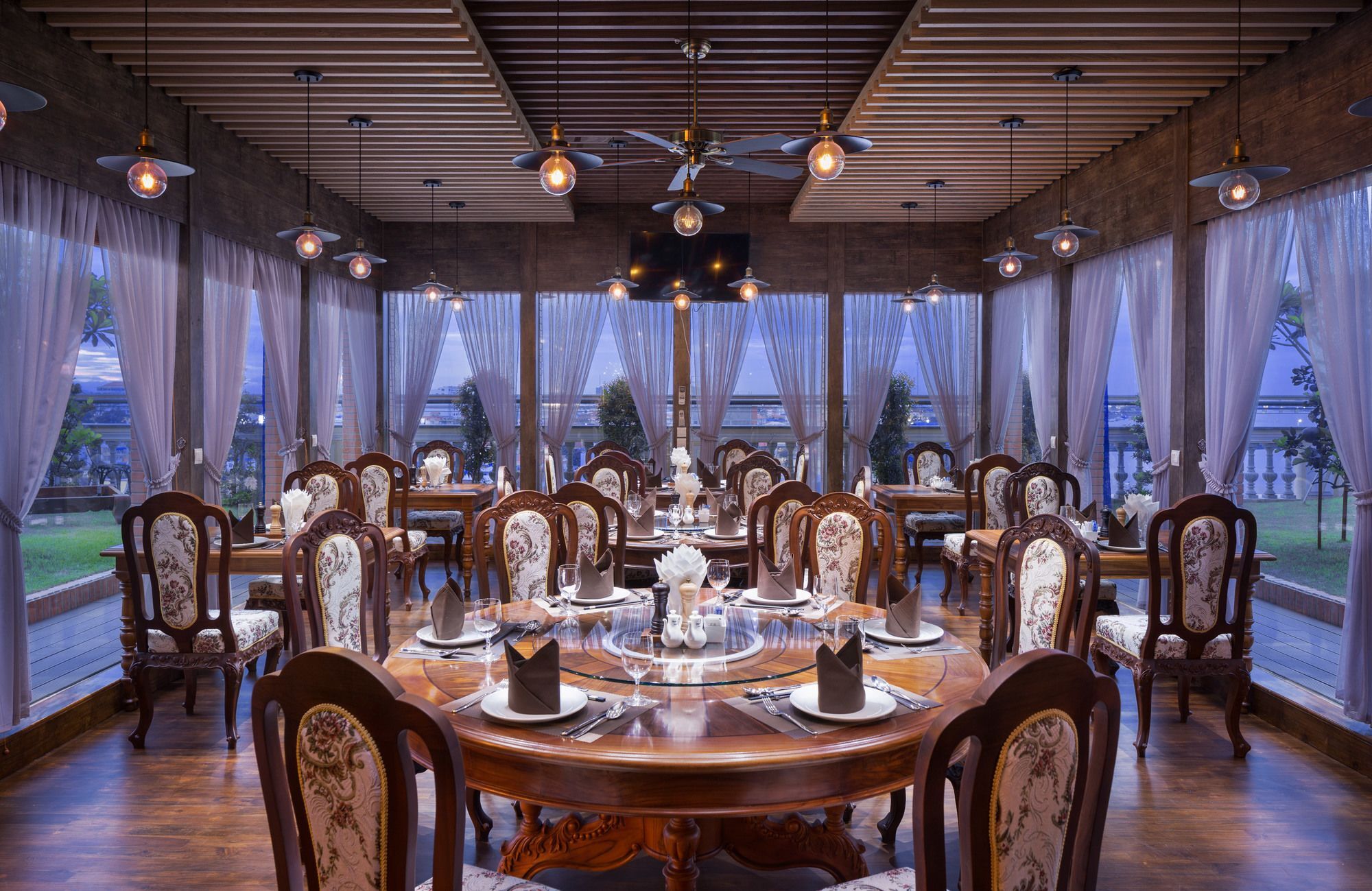 פנום פן Lcs Hotel & Apartment מראה חיצוני תמונה